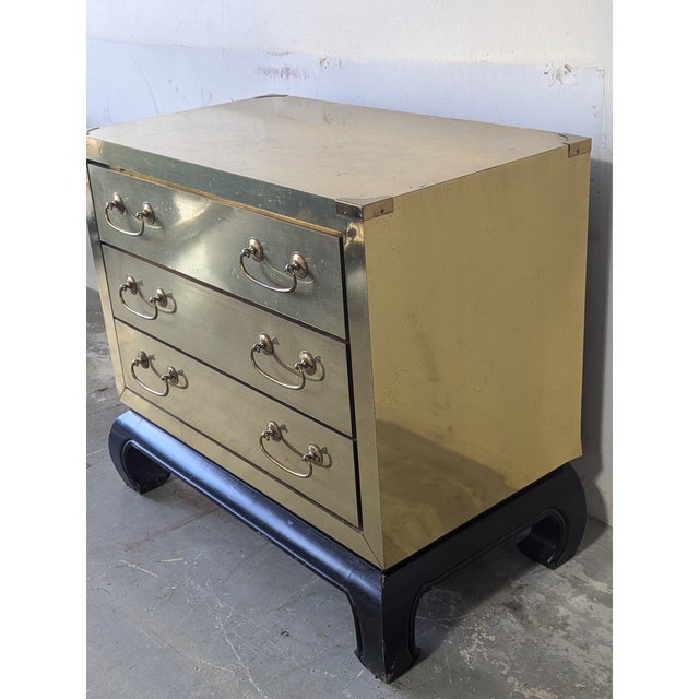 Hollywood Regency Vintage Brass Ming Style 3 Drawer Chest For Sale - Image 3 of 7
