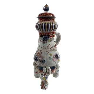 Tripod Fountain in Imari Porcelain, Japan, 1700 For Sale