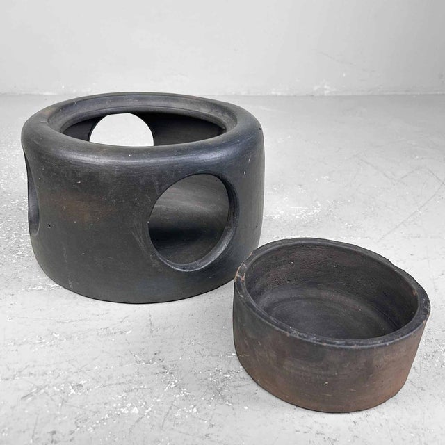 Minimalist Earthenware Fire Pot, Japan, 1890s For Sale - Image 15 of 17