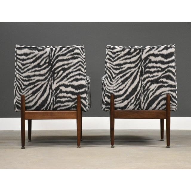 Mid-Century Modern 1950s Jens Risom Walnut Zebra Lounge Chairs - A Pair For Sale - Image 3 of 9