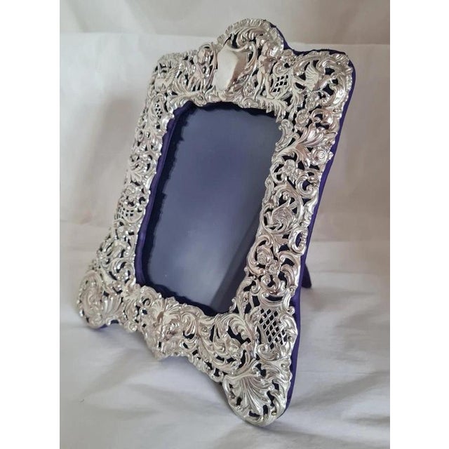 Antique Neoclassical Sterling Silver Photograph Frame from James Deakin & Sons, 1900 For Sale - Image 11 of 14