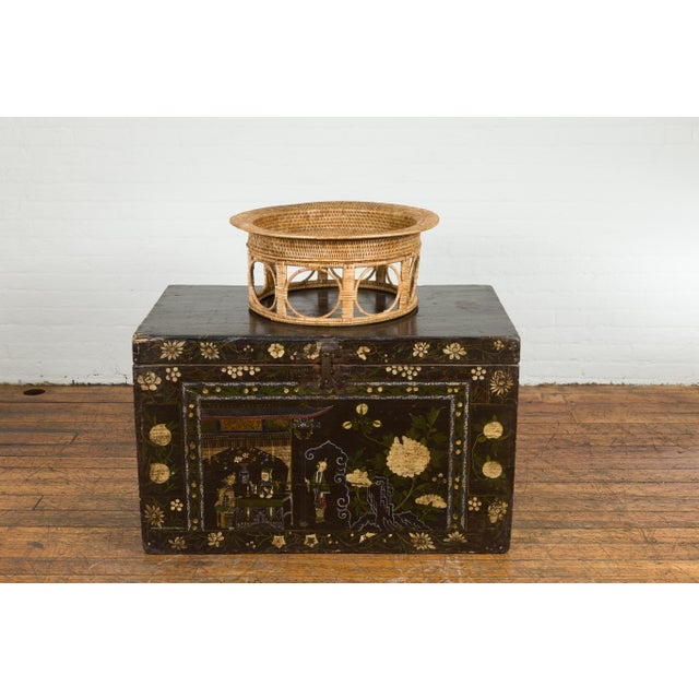 Northern Thai Vintage Woven Rattan Khantok Tray For Sale In New York - Image 6 of 12