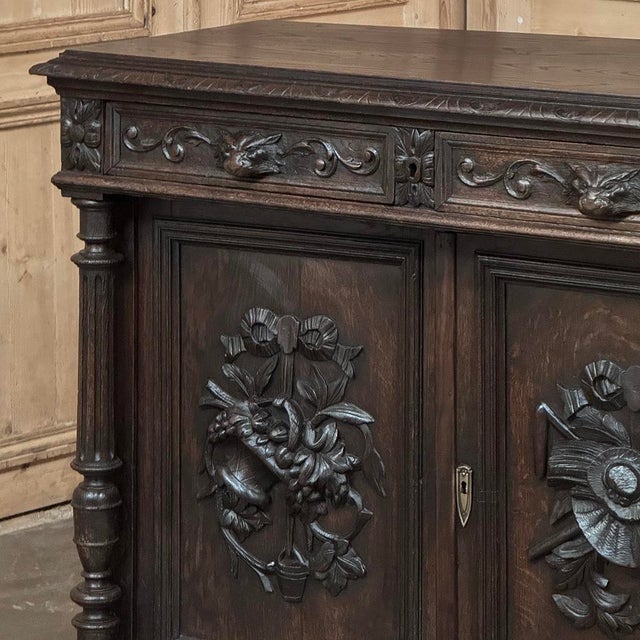19th Century French Henri II Renaissance Revival Carved Oak Buffet For Sale - Image 11 of 18