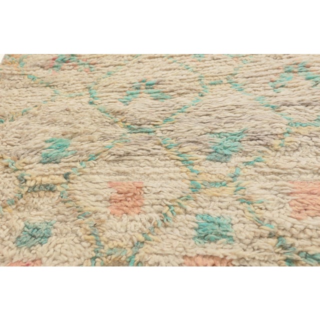 Late 20th Century Vintage Azilal Moroccan Rug, 02'08 X 05'02 For Sale - Image 5 of 10