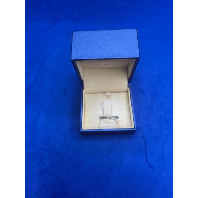 Diamond Classic Stack Eternity Wedding Anniversary Band 18 Karat White Gold Ring, Size 6.5 For Sale In Washington DC - Image 6 of 8