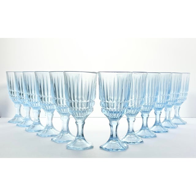 Fostoria “Heritage (Blue)” Set of 12 Wine Glasses 6 1/8” 6oz Good condition. No chips, cracks, or fleabites. Height 6 1/8”...