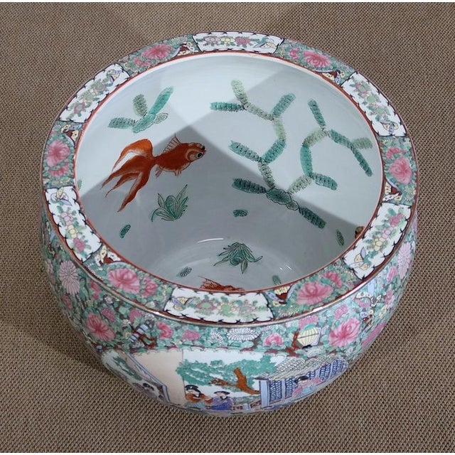 Canton Porcelain Aquarium Pot, China, 19th Century For Sale - Image 4 of 18