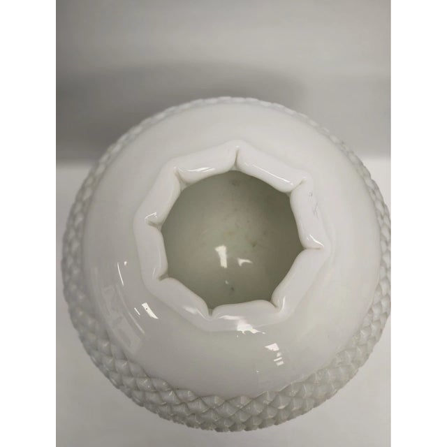 Beautiful vintage **Westmoreland English Hobnail** ivy rose bowl crafted in classic white milk glass. Featuring the iconic...