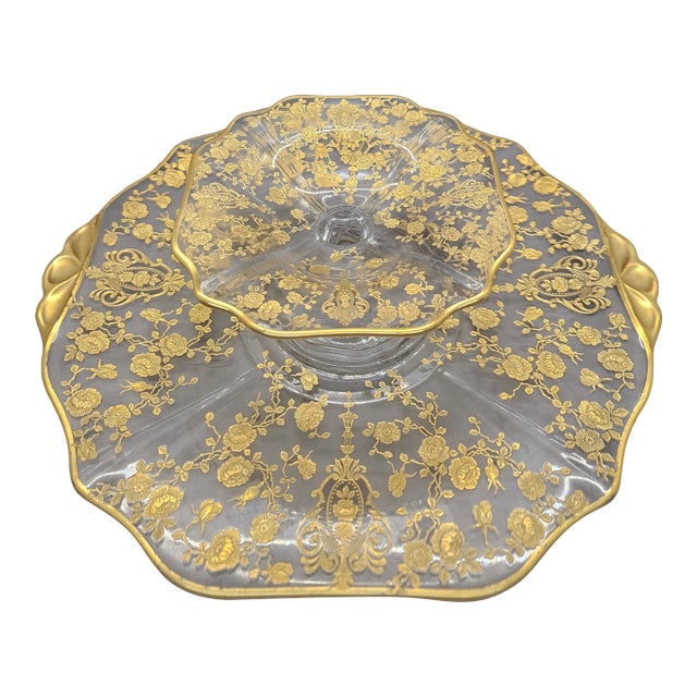 Vintage Cambridge Glass Serving Set Featuring the "Rose Point" Gold Encrusted Pattern. For Sale