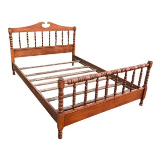 Heirloom Spindle Spool Bed - Full Size - Early 1940's For Sale