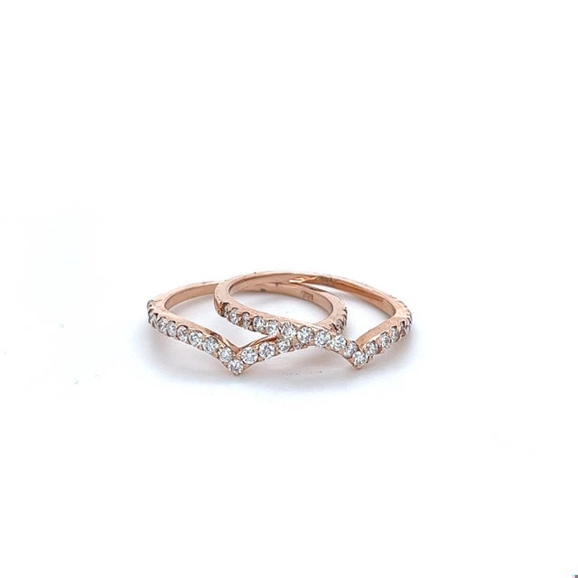 0.79 Carat Round Cut Diamond Rose Gold Bands, Size 7 For Sale In Los Angeles - Image 6 of 10