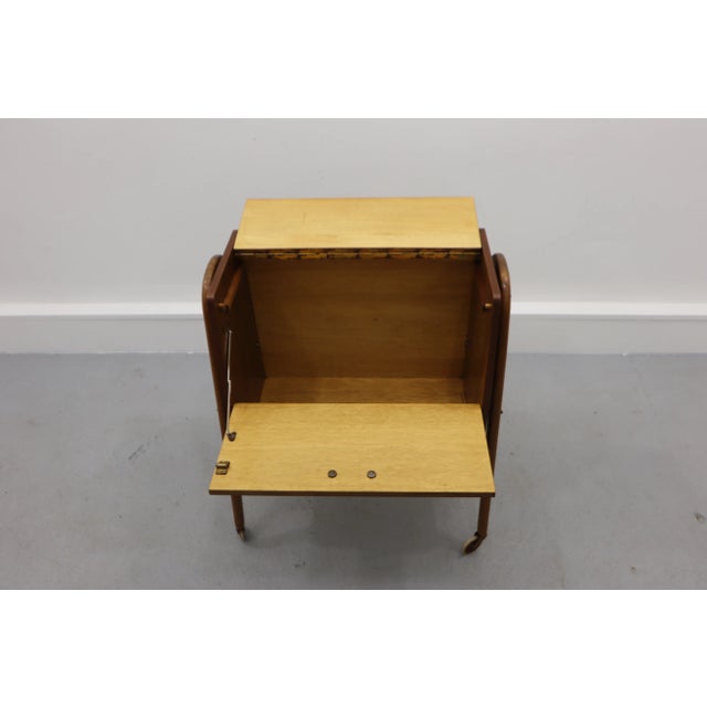 Mid-Century Sewing Chest, 1960s For Sale - Image 5 of 12