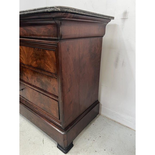 Louis Philippe Mahogany Chest of Drawers, 19th Century For Sale - Image 10 of 13