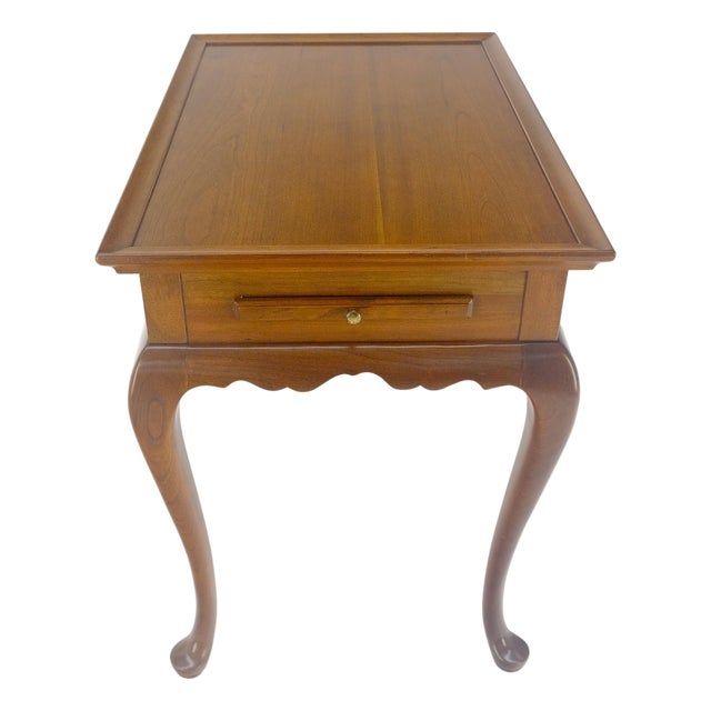 Queen Ann Solid Mahogany Pull Out Trays Gallery Top Side End Table MINT For Sale