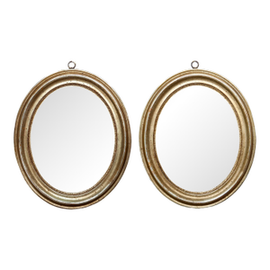 Pair of Oval 1950s Italian Borghese Gilt Wood Mirrors
