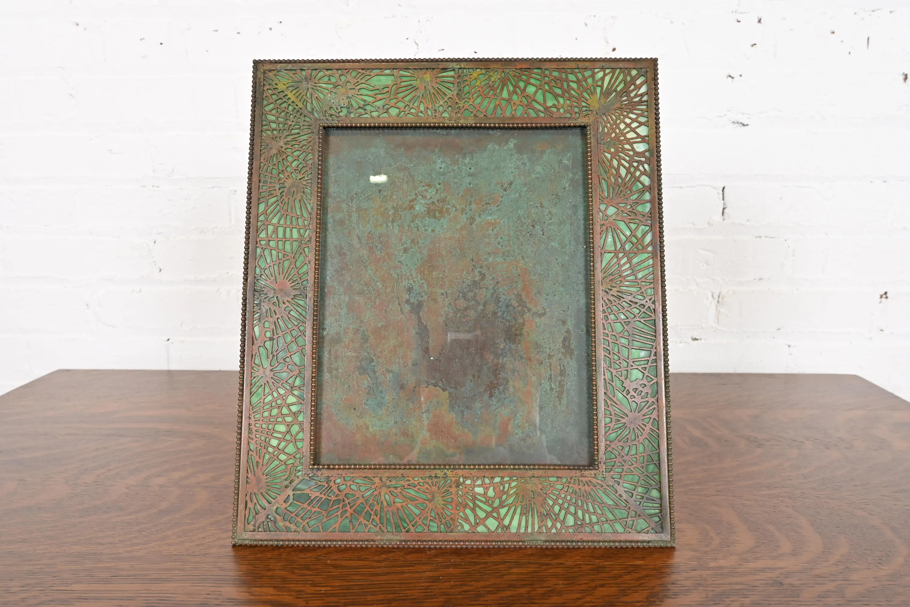 tiffany-studios-new-york-pine-