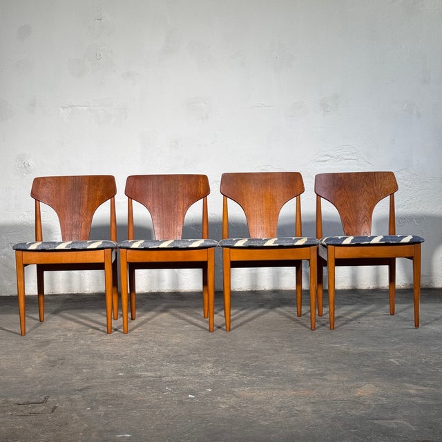 Blue Vintage Teak Dining Chairs from Elliots of Newbury, 1960s, Set of 4 For Sale - Image 8 of 16