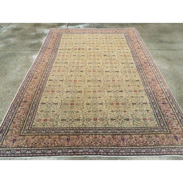 Galerie Shabab Collection Mid-20th Century Turkish Sivas Rug For Sale - Image 4 of 8