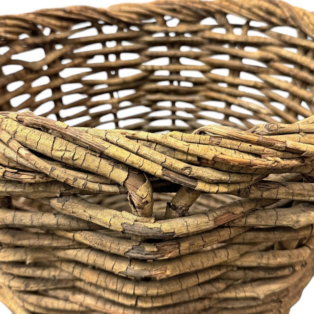 Brown 20th Century American Hand-Woven Birch Basket For Sale - Image 8 of 12
