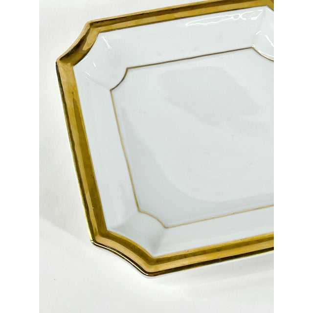 Vintage Classic Porcelain Trinket Dish by Andrea by Sadek 8.25" X 8.25" X 1.25" For Sale - Image 4 of 8