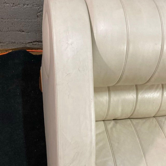 2010s Giorgetti by Leon Krier Aries 3-Seat Modern Cream Leather Sofa With Wood Base For Sale - Image 5 of 10