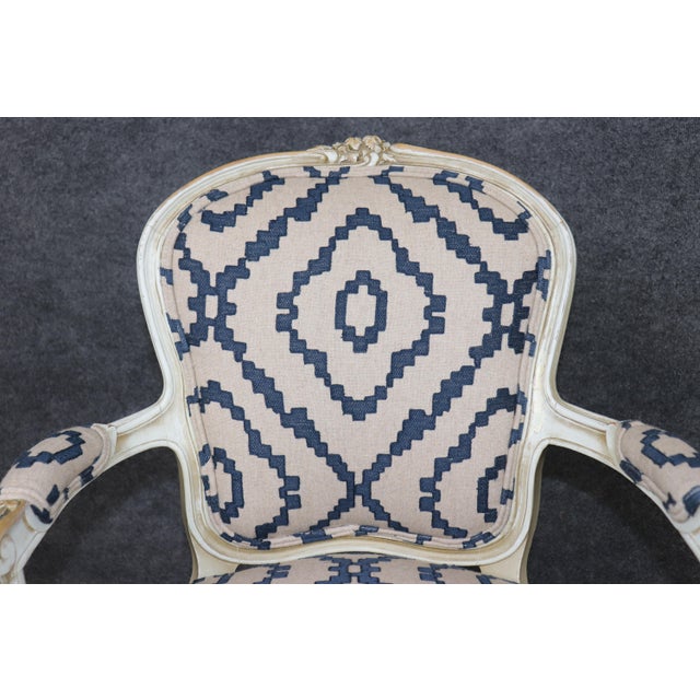 19th C Pair Louis XV French Paint Decorated Style Distressed Painted Armchairs For Sale - Image 11 of 13