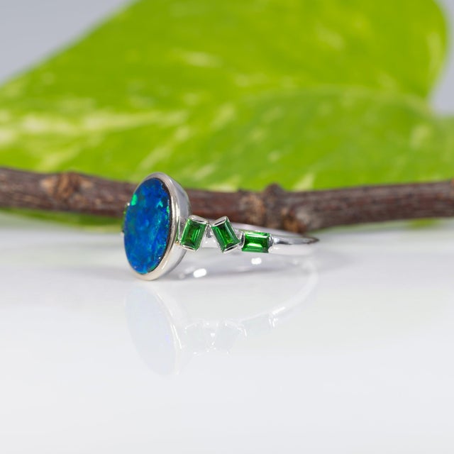 Boulder Opal Cabochon Ring With Tsavorite Garnet Accents: Solid 14k Gold, Size 6.75 For Sale In Columbus - Image 6 of 9