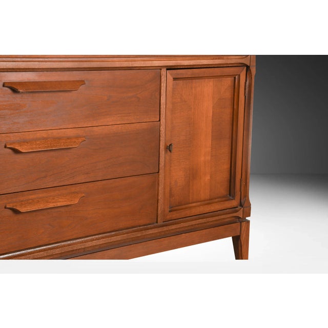 Mid Century Walnut Credenza Dresser Bassett For Sale - Image 10 of 13