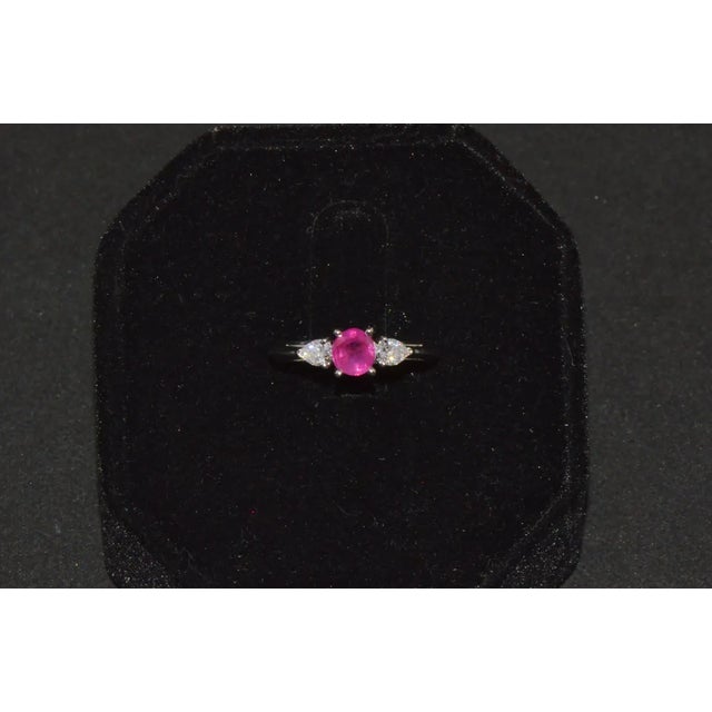 Tiffany and Co. Authentic Tiffany & Co. Natural 1.15Cts VS G Diamond Ruby 950 Platinum Engagement Ring, size 4.75 For Sale - Image 4 of 12