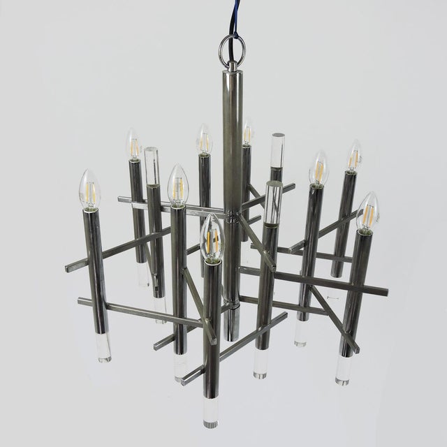 Chrome and Acrylic Glass Chandelier by Sciolari, 1970s For Sale - Image 7 of 14