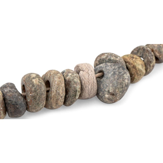 Tribal Pre-Columbian Graduated Stone Bead Necklace For Sale - Image 3 of 4