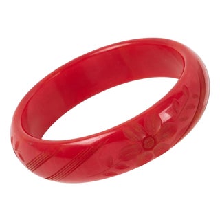 Bakelite Carved Bracelet Bangle Magenta Red Marble For Sale