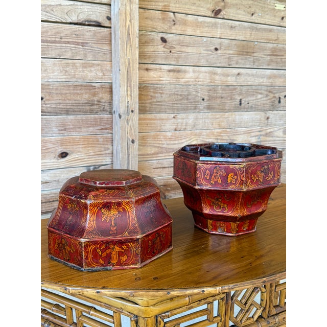 Paint Antique Chinese Red and Gold Lacquer Octagonal Tiered Wedding Box For Sale - Image 7 of 12