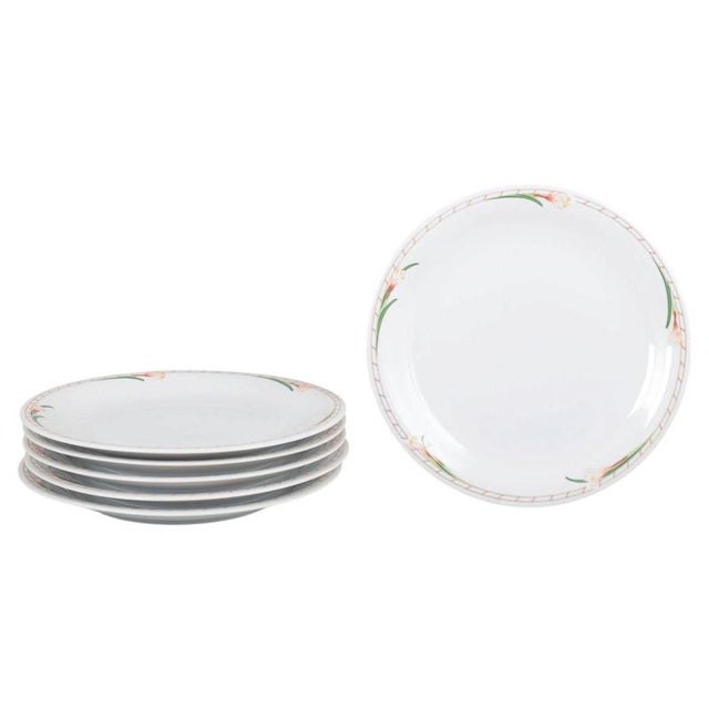 1980s Fleur Pattern Dinner Plates in Porcelain, Rörstrand, Sweden, 1980s, Set of 6 For Sale - Image 5 of 5