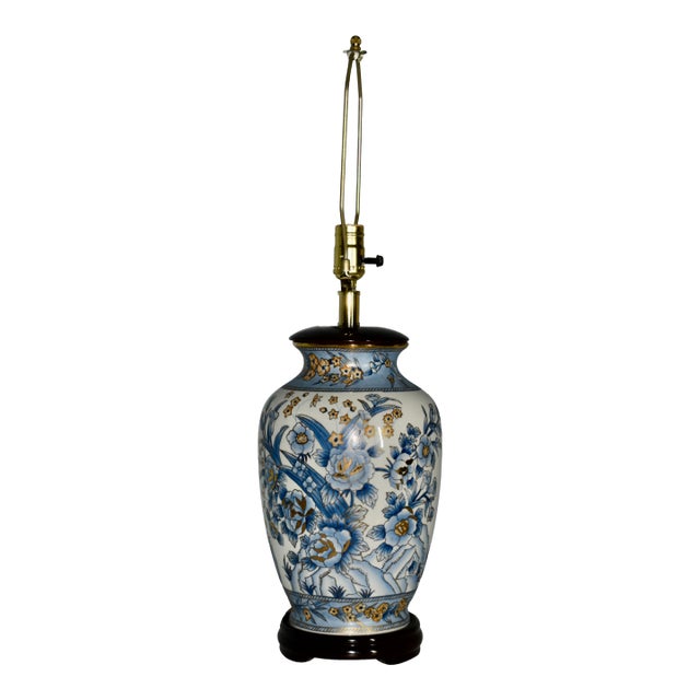 Vtg. 1970s Porcelain Asian Style Temple Jar Lamp W/Wood Base For Sale