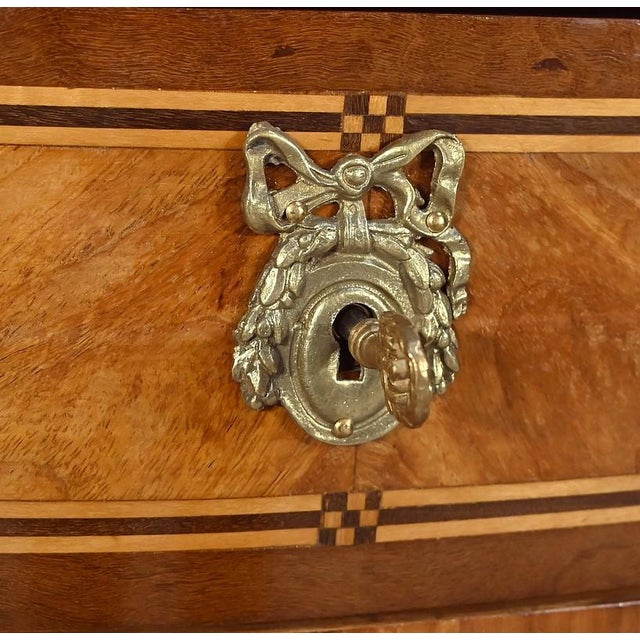 Louis XIV Wooden Rognon Dresser For Sale - Image 12 of 18