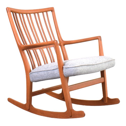 ML33 Rocking Chair by Hans J. Wegner for A/S Mikael Laursen, 1950s For Sale