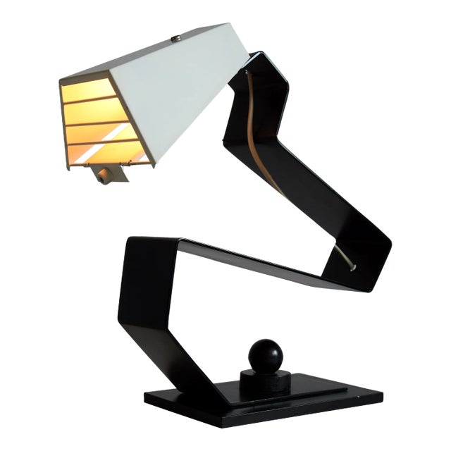 Mid-Century Modern Black and White Table Desk or Nightstand Lamp For Sale