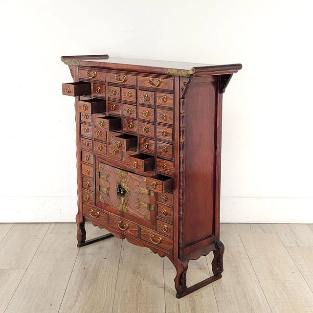 19th Century Chinese Medicine Cabinet in Elm For Sale - Image 12 of 12