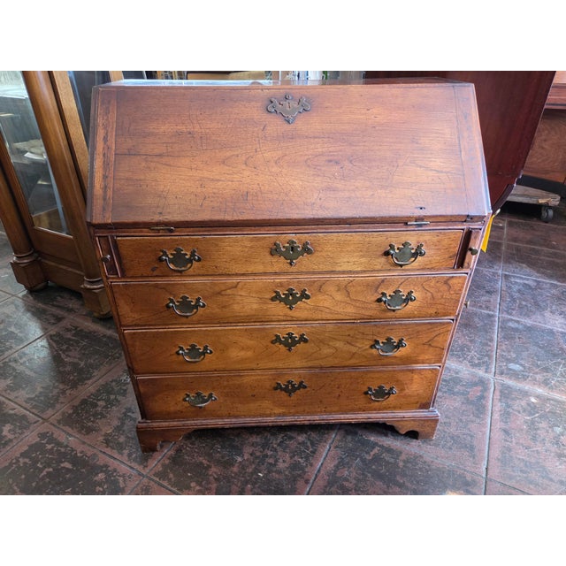 1760s American Antique Slant Front Desk Secretary Bureau For Sale - Image 4 of 11