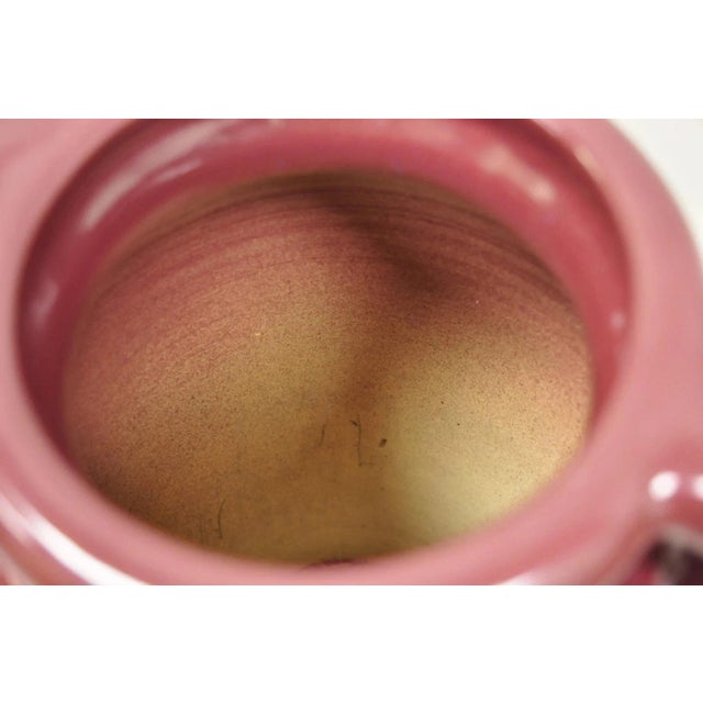 Antique r.r.p Co Roseville, Oh Red Stoneware Twin Handle 14" Red Jug Vase Vessel For Sale In Philadelphia - Image 6 of 10