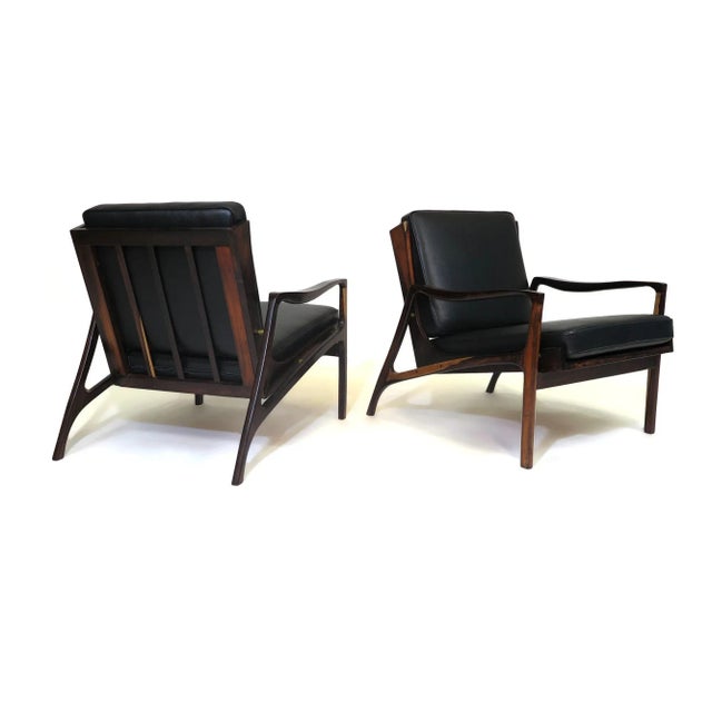 Mid-Century Modern Mid 20th Century Liceu De Artes E Officios Brazilian Rosewood Lounge Chairs - a Pair For Sale - Image 3 of 12