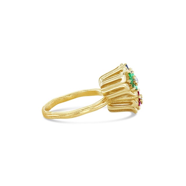 Contemporary Sapphire, Emerald, Ruby Tulip Flower Ring 14k Yellow Gold, Size 6.75 For Sale - Image 3 of 4