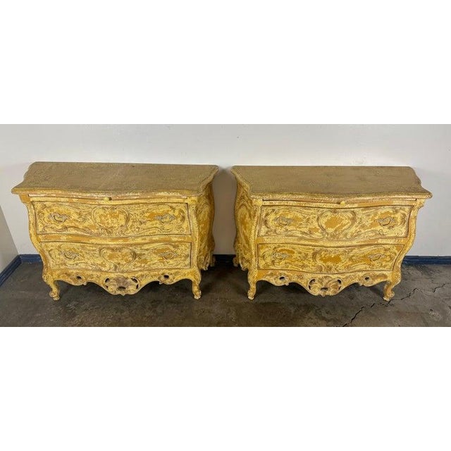 French Mid 20th Century Pair of Louis XV–Style Painted Bombe Commodes With Carved Rococo Ornament For Sale - Image 3 of 14