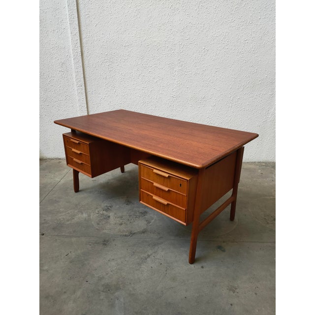 Mid-Century Teak Desk attributed to Gunni Omann for Omann Jun, 1970 For Sale - Image 3 of 13