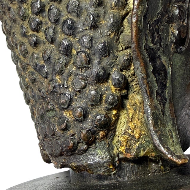 Coffee 19th Century Thai Patinated Bronze Buddha Head on Plinth - Trace Gilding For Sale - Image 8 of 12