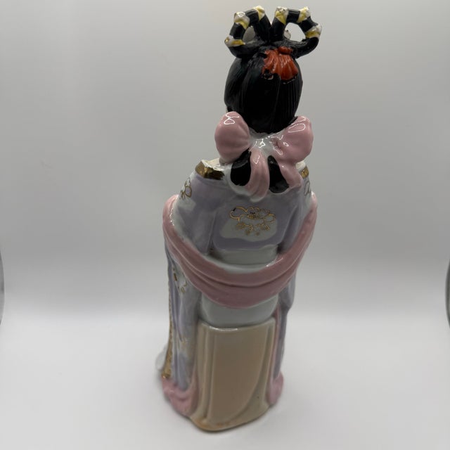 Vintage Chinese Porcelain Girl Court Lady Shougu Hand Drum Musician Geisha Style For Sale - Image 4 of 12