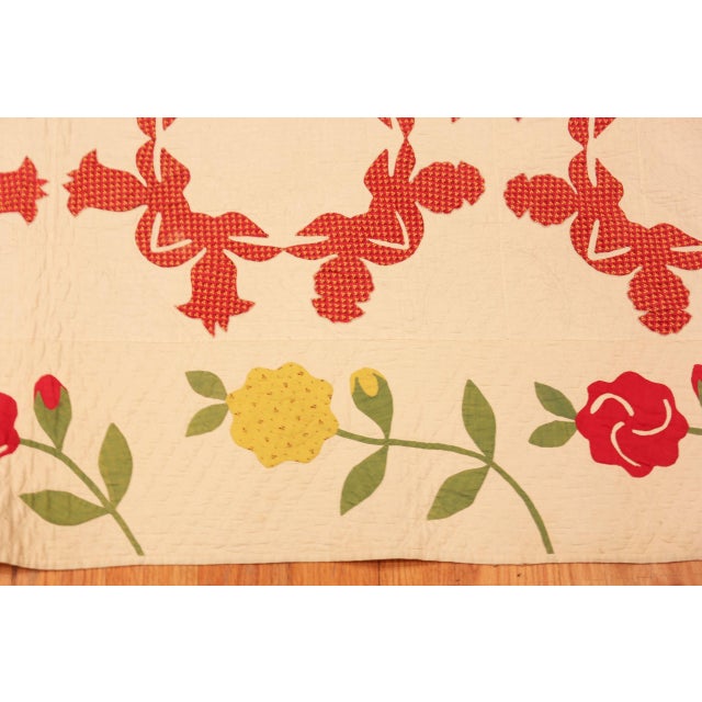 Nazmiyal Collection Antique American Quilt Textile For Sale In New York - Image 6 of 7