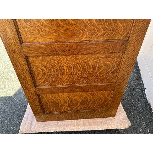 Brown Antique Five Drawer Oak and Brass File Cabinet Yawman & Frbe MFG Co. For Sale - Image 8 of 18