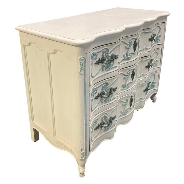 French Provincial Vintage French Provincial Style Three-Drawer Commode For Sale - Image 3 of 12